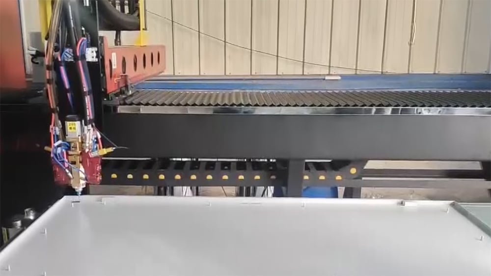 Solusi Gasket & Penyegelan untuk Electrical Enclosure